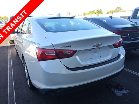 Used 2017 Chevrolet Malibu LT w/ Leather Package image 5