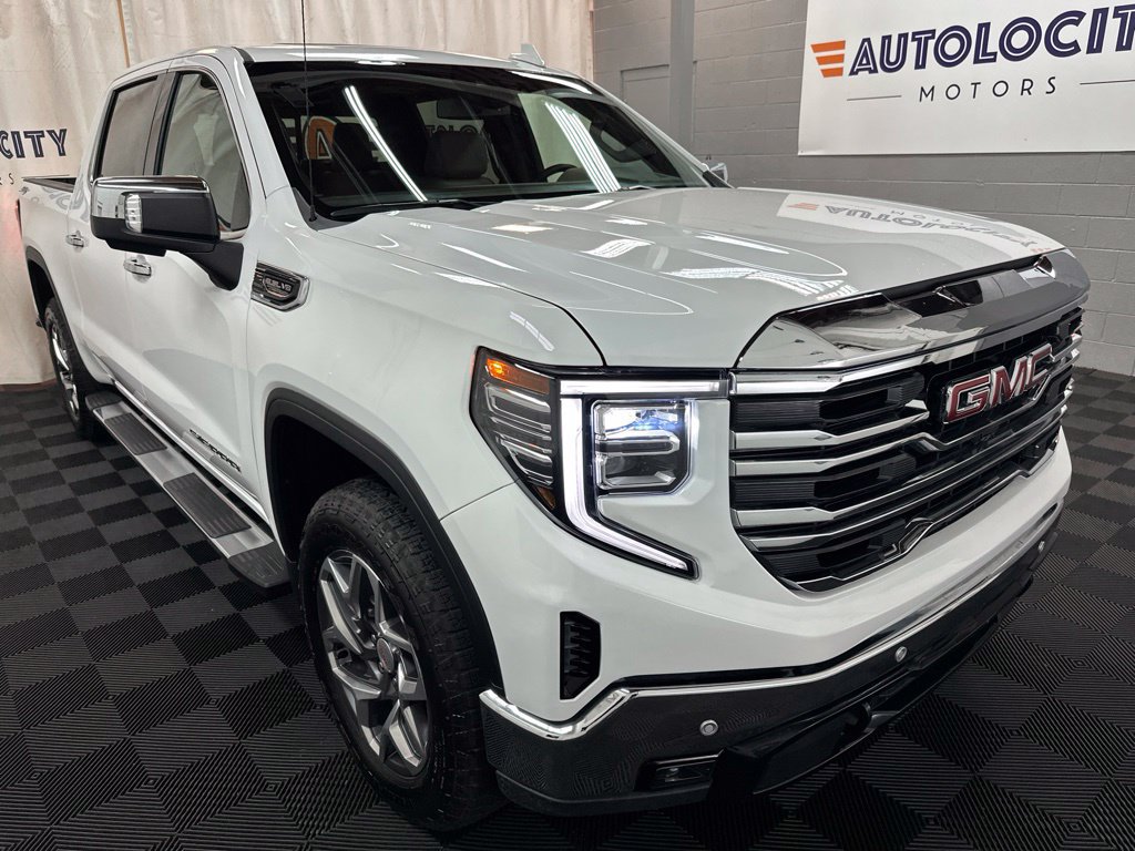 Used 2026 GMC Sierra 1500 SLT w/ SLT Premium Plus Package AWD/4WD image 2