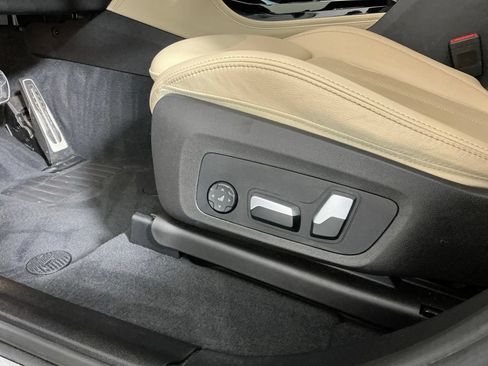 Used 2023 BMW X4 xDrive30i w/ M Sport Package AWD/4WD image 20