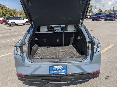 Used 2024 Ford Mustang Mach-E Premium image 14