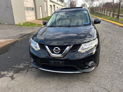 Used 2015 Nissan Rogue SL w/ SL Premium Package