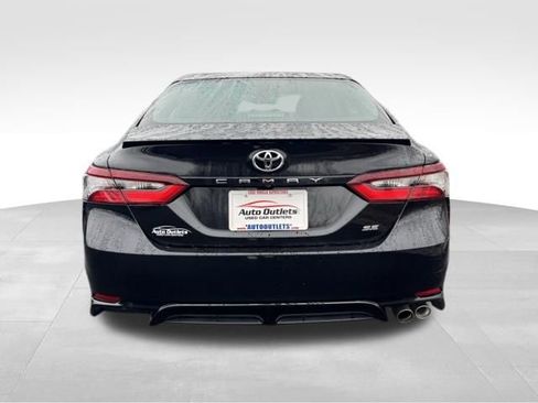 Used 2024 Toyota Camry SE FWD image 7