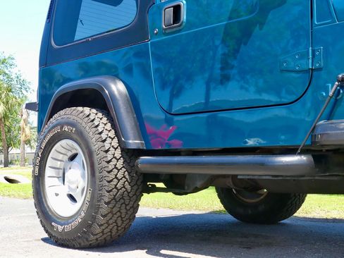 Used 1995 Jeep Wrangler Rio Grande AWD/4WD image 76