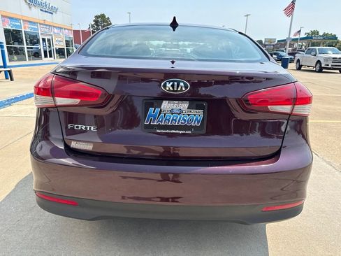 Used 2018 Kia Forte LX FWD image 24