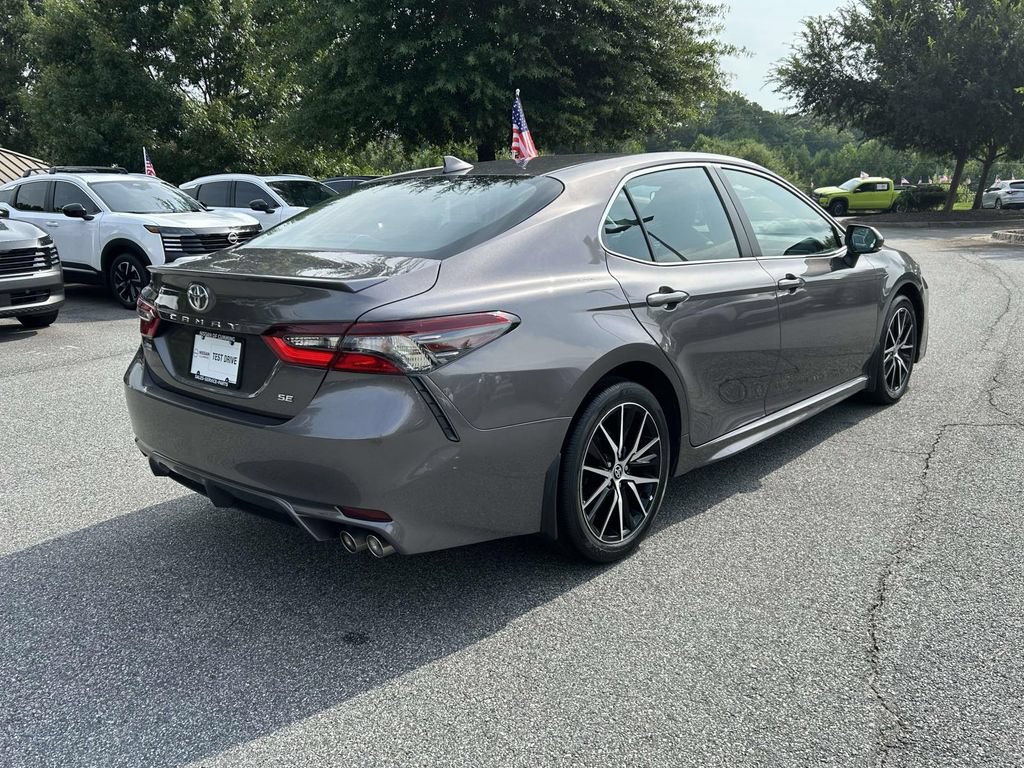Used 2023 Toyota Camry SE FWD image 7