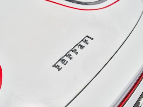 Used 2014 Ferrari 458 Spider RWD image 17