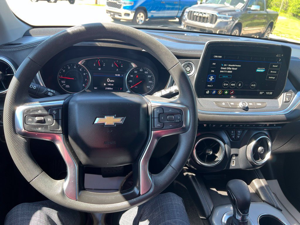 Used 2024 Chevrolet Blazer LT w/ Convenience Package FWD image 33