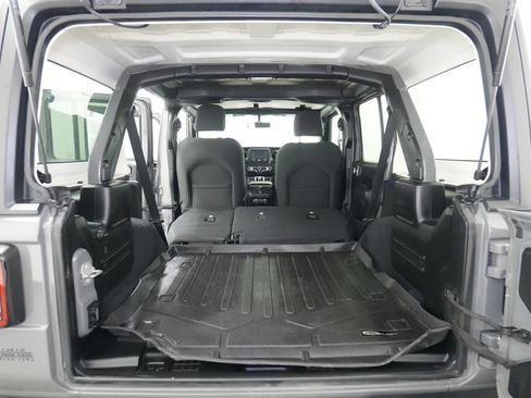 Used 2020 Jeep Wrangler Unlimited Sport AWD/4WD image 23