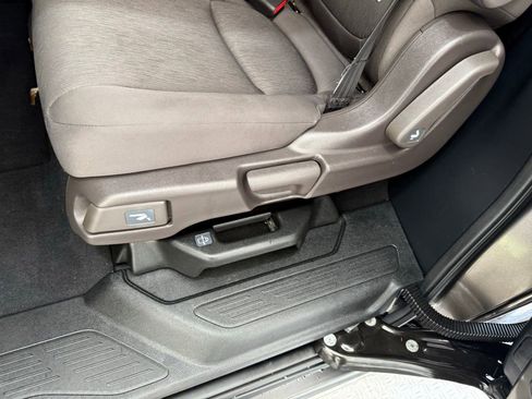 Used 2020 Honda Odyssey EX image 18