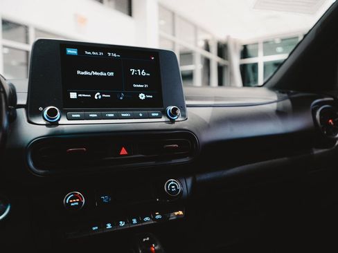 Used 2022 Hyundai Kona N Line image 34