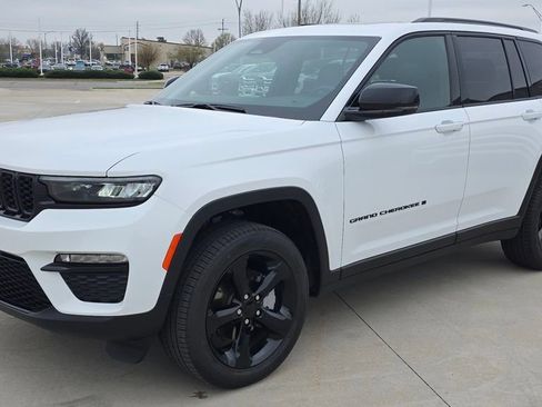 New 2025 Jeep Grand Cherokee Limited w/ Black Appearance Package image 1