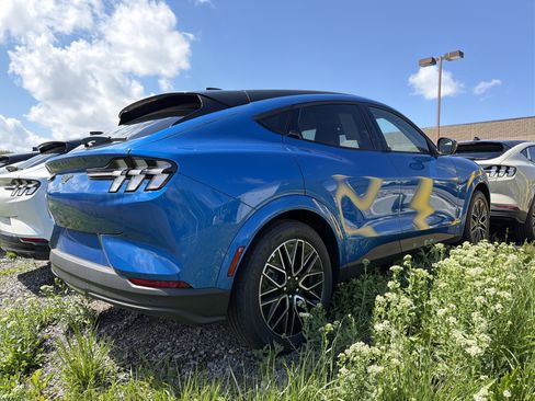 New 2026 Ford Mustang Mach-E Premium AWD/4WD image 6