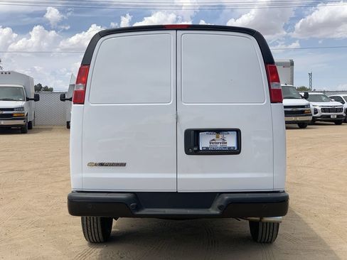 New 2026 Chevrolet Express 2500 w/ Driver Convenience Package RWD image 5