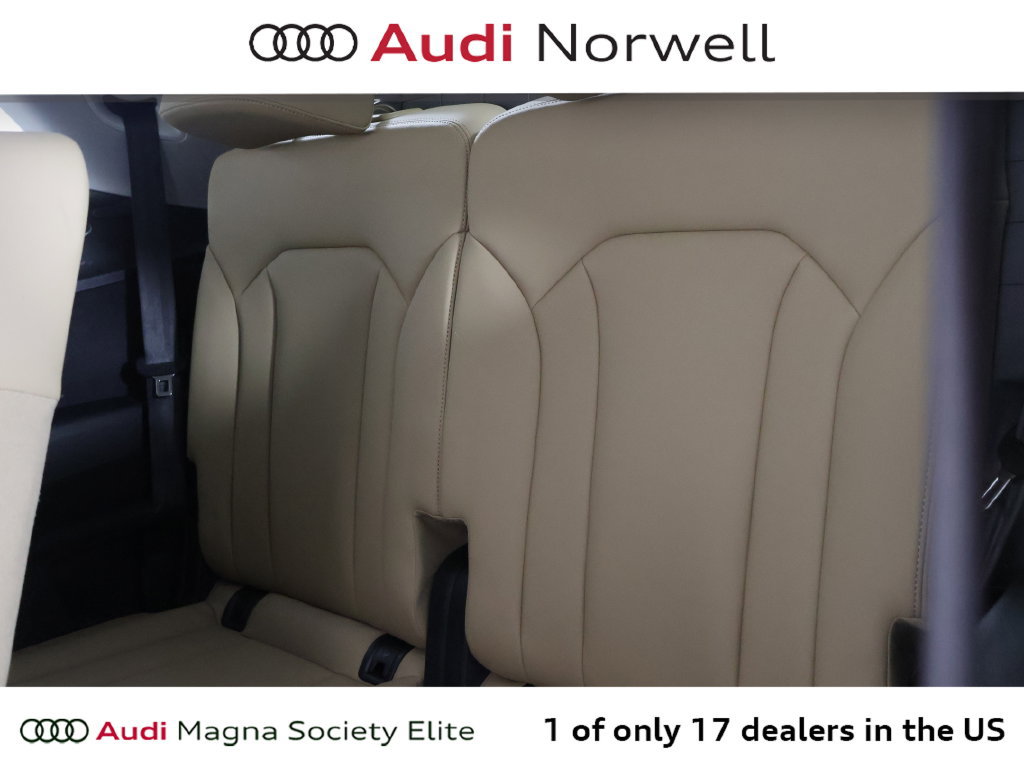 Used 2023 Audi Q7 3.0T Prestige AWD/4WD image 25