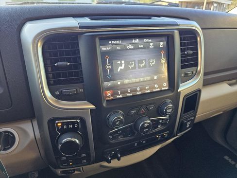 Used 2019 RAM 1500 Big Horn AWD/4WD image 53