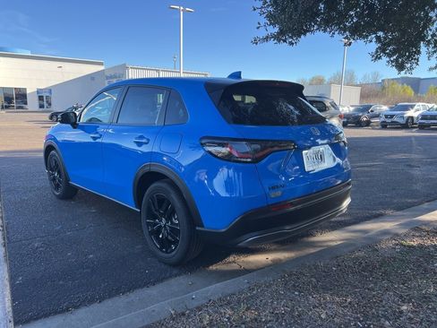 New 2026 Honda HR-V Sport image 4