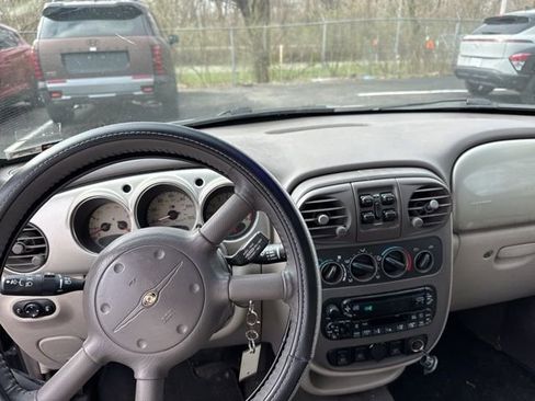 Used 2002 Chrysler PT Cruiser Limited image 15