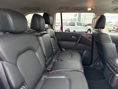 Used 2024 Nissan Armada SL image 8