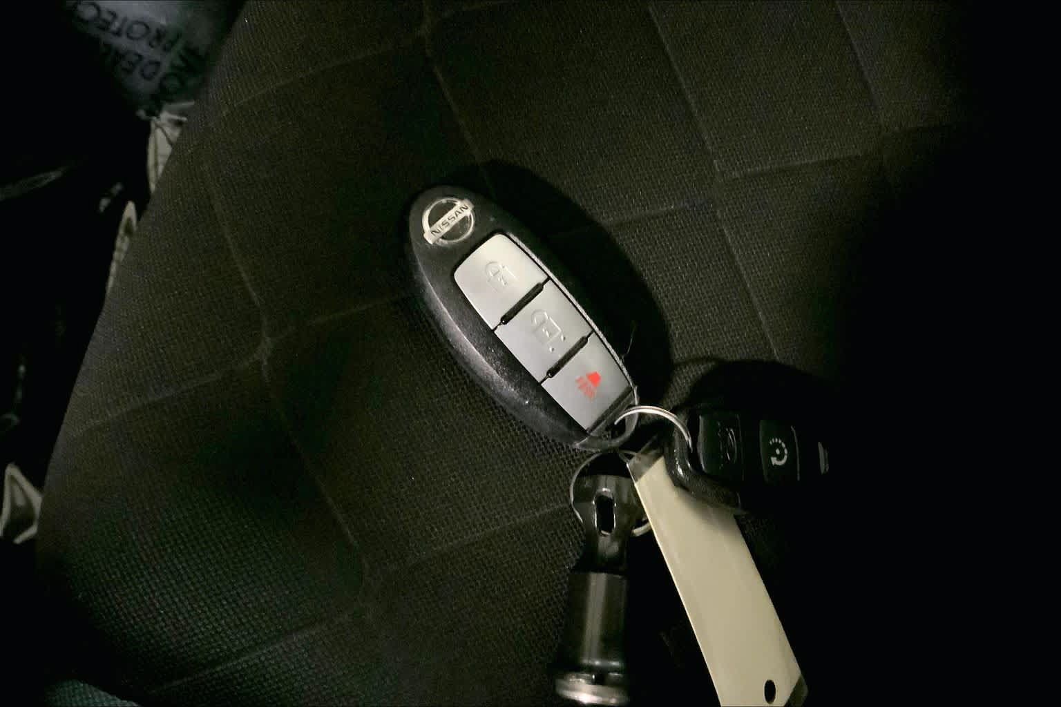 Used 2020 Nissan Kicks S FWD image 15