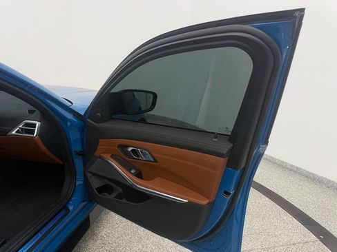 Used 2025 BMW M3 Competition w/ M Carbon Exterior Package image 43