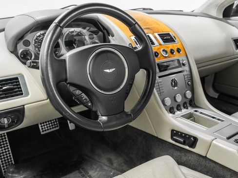 Used 2007 Aston Martin DB9 Coupe RWD image 13