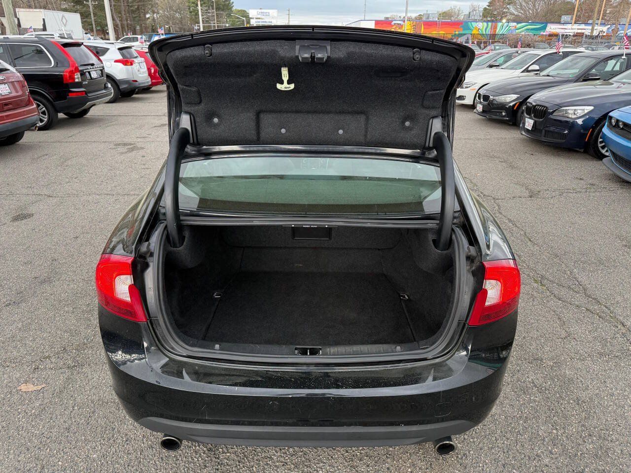 Used 2013 Volvo S60 T5 FWD image 11