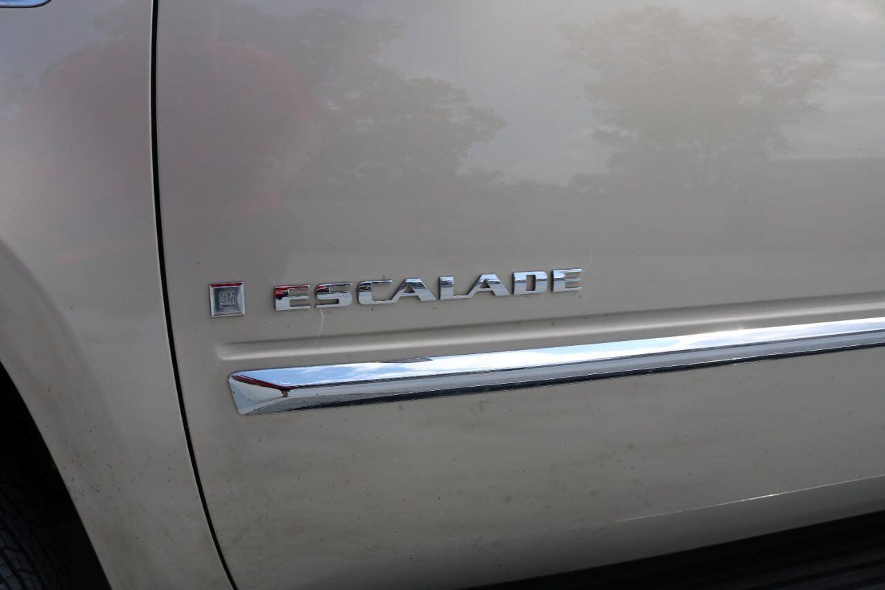 Used 2007 Cadillac Escalade AWD image 48
