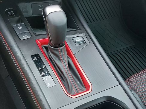 Certified 2025 Nissan Kicks SR FWD image 23