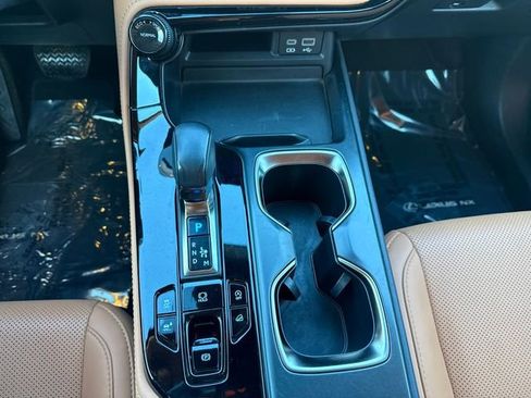 Certified 2023 Lexus NX 250 AWD image 21