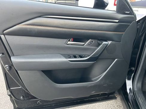 Used 2025 MAZDA CX-50 AWD 2.5 Hybrid w/ Premium Pkg image 11