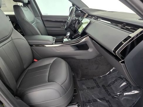 New 2026 Land Rover Range Rover Sport Dynamic SE AWD/4WD image 3