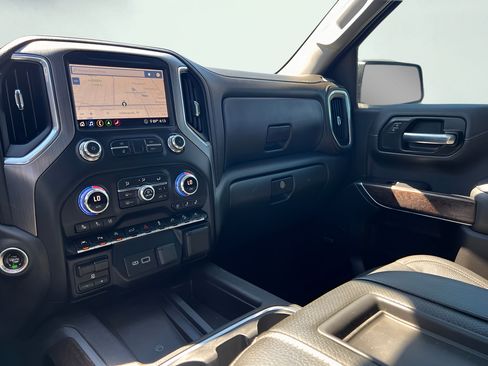 Used 2020 GMC Sierra 1500 Denali w/ Denali Ultimate Package AWD/4WD image 51