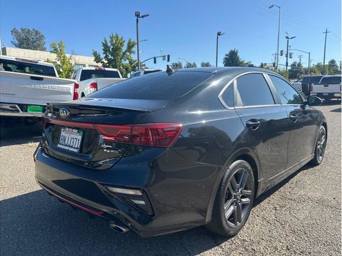 Used 2020 Kia Forte GT-Line w/ GT-Line Premium Package FWD image 8
