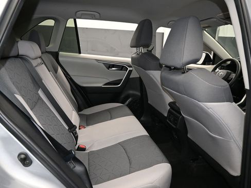 Used 2023 Toyota RAV4 XLE image 41