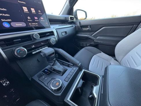 Used 2026 Toyota Tacoma TRD Sport image 10