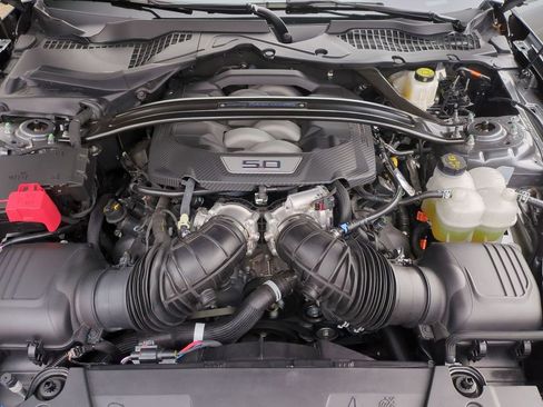 Used 2025 Ford Mustang Dark Horse image 30