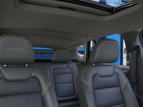New 2026 Chevrolet Trax ACTIV w/ Sunroof Package image 24
