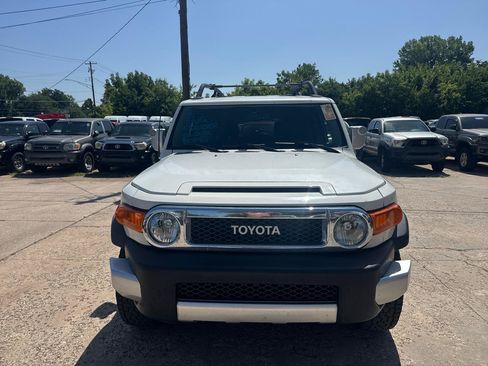 Used 2012 Toyota FJ Cruiser 2WD w/ Convenience Pkg image 12
