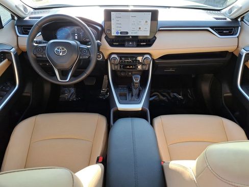 Used 2024 Toyota RAV4 Limited image 11
