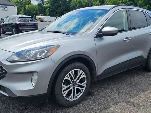 Used 2022 Ford Escape SEL AWD/4WD image 3