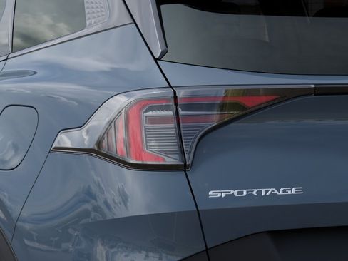 New 2027 Kia Sportage LX FWD image 11