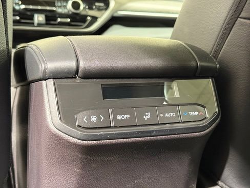 Certified 2025 Toyota Highlander XLE AWD/4WD image 26