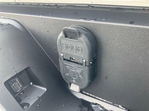 New 2026 Chevrolet Colorado LT w/ LT Convenience Package image 33