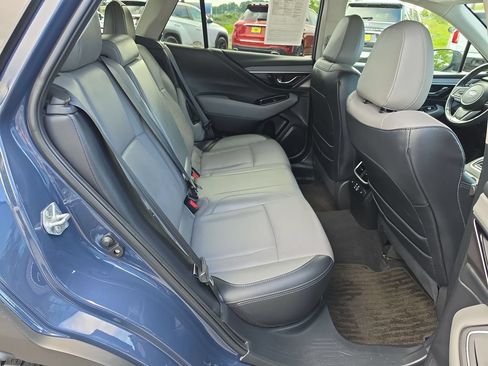 Used 2023 Subaru Outback Limited AWD/4WD image 31