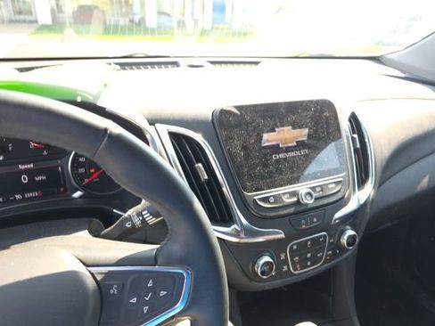 Used 2024 Chevrolet Equinox LT AWD/4WD image 10