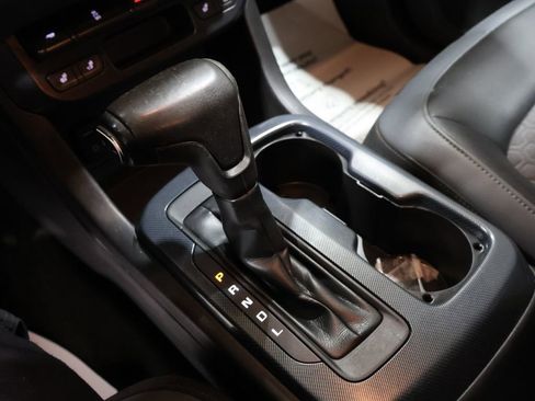 Used 2017 Chevrolet Colorado Z71 image 26