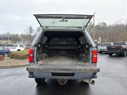 Used 2016 Chevrolet Silverado 2500 High Country image 32