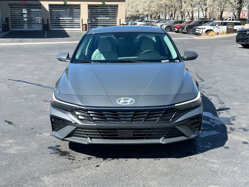 New 2026 Hyundai Elantra Limited image 3