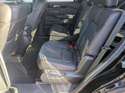 Used 2024 Honda Pilot TrailSport image 21