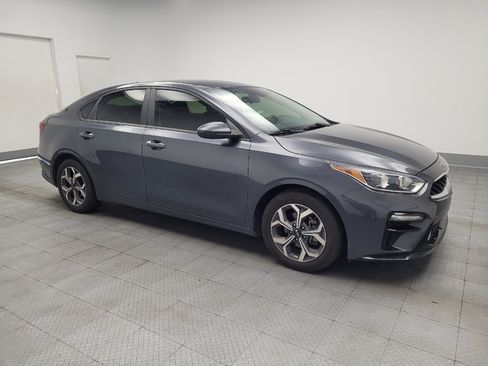 Used 2019 Kia Forte LXS FWD image 11
